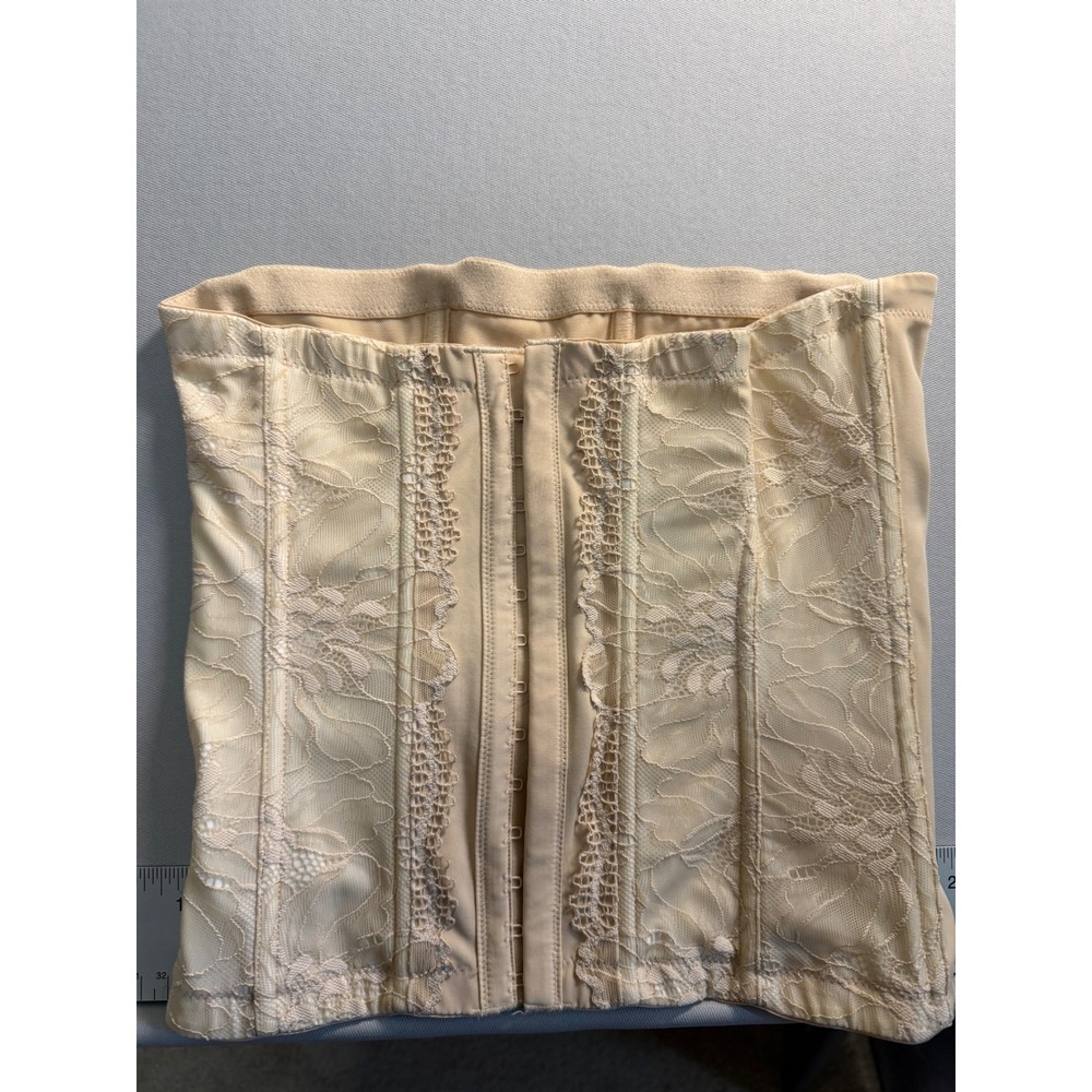 Maidenform Womens Beige Lace Front Waist Nipper Cincher Shapewear W82006 Small